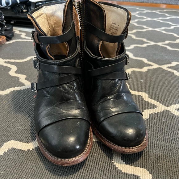 Freebird Black and Brown Ankle Boots with Red Straps - Picture 2 of 5
